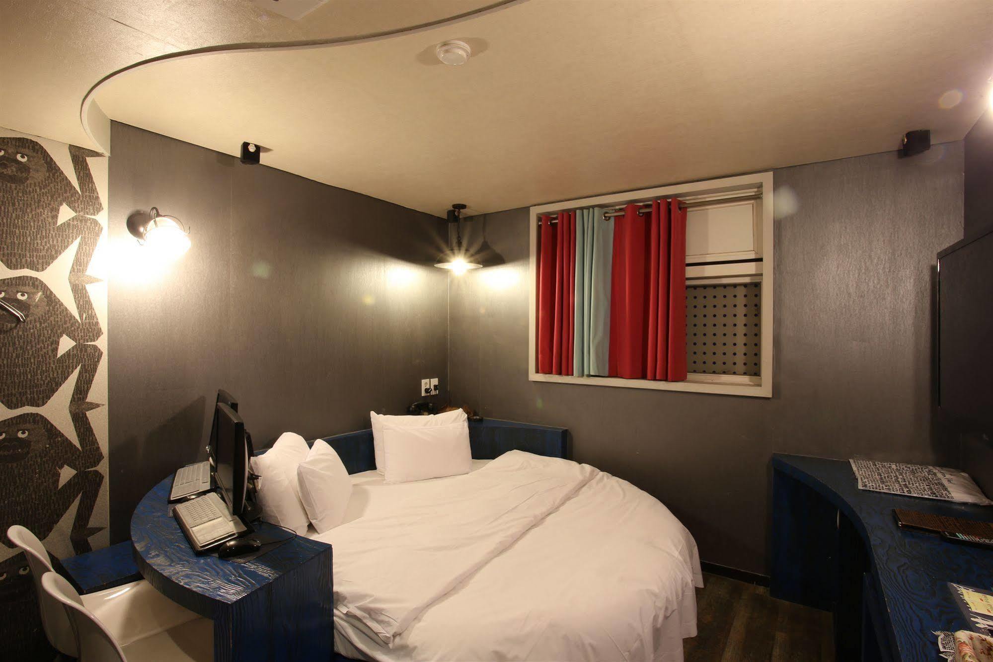 Motel Baron De Paris Seul Zewnętrze zdjęcie